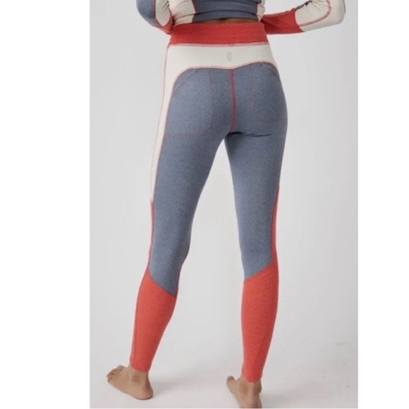 1307. Free People Undercover Legging - Picture 2 of 3